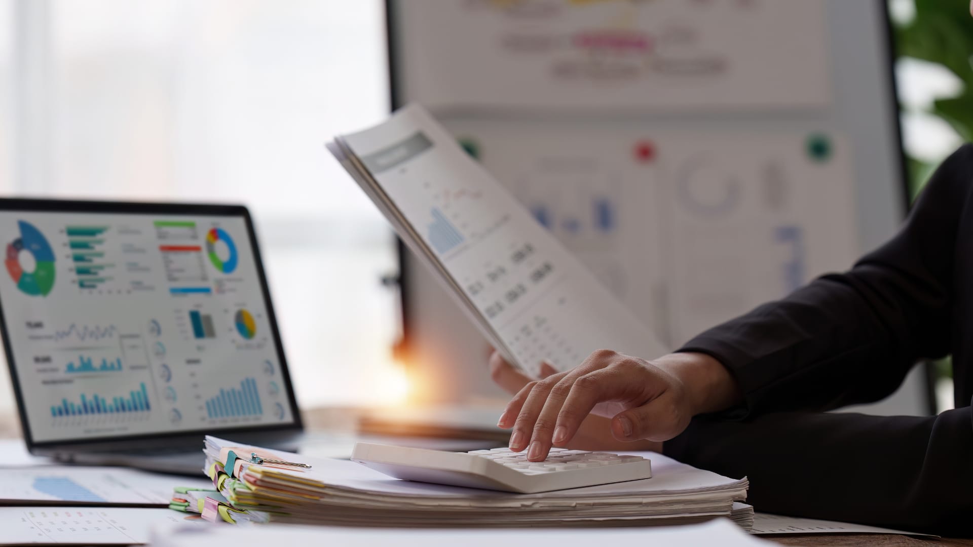 Data analytics dashboard interface